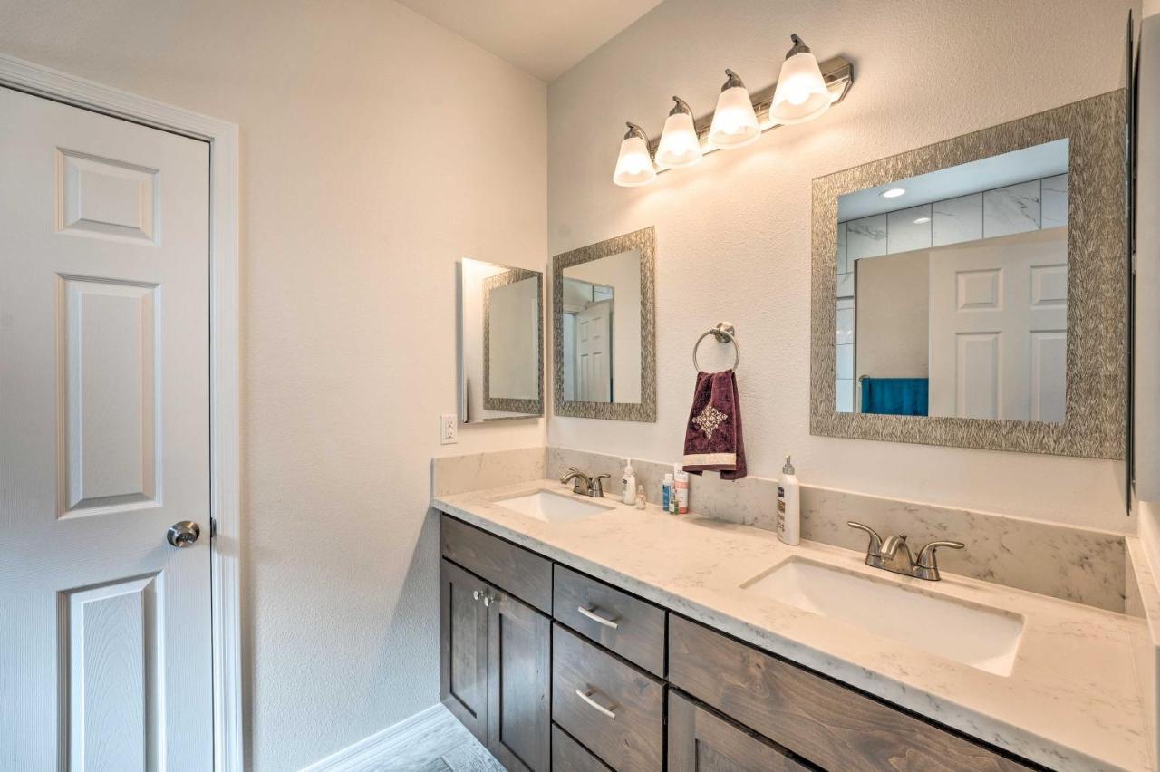 בולהד סיטי Pet-Friendly Retreat - 1 Block To Colorado River! מראה חיצוני תמונה