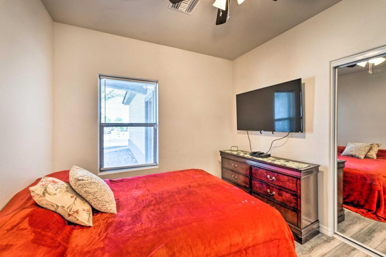 בולהד סיטי Pet-Friendly Retreat - 1 Block To Colorado River! מראה חיצוני תמונה